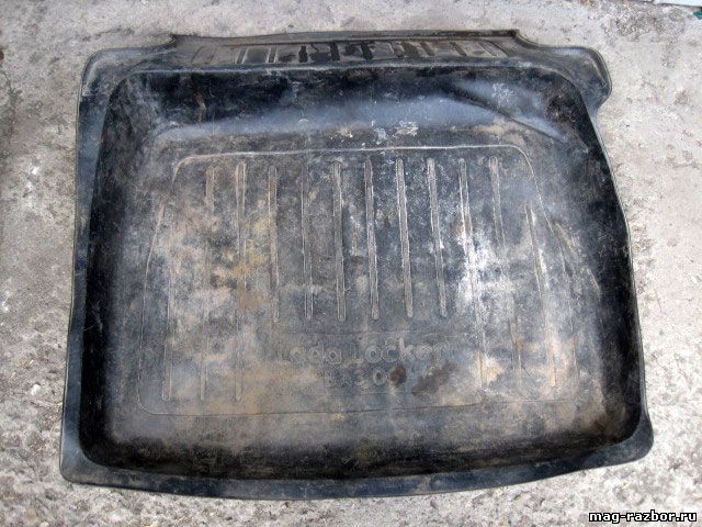 Коврик резиновый ВАЗ 2106 багажника 